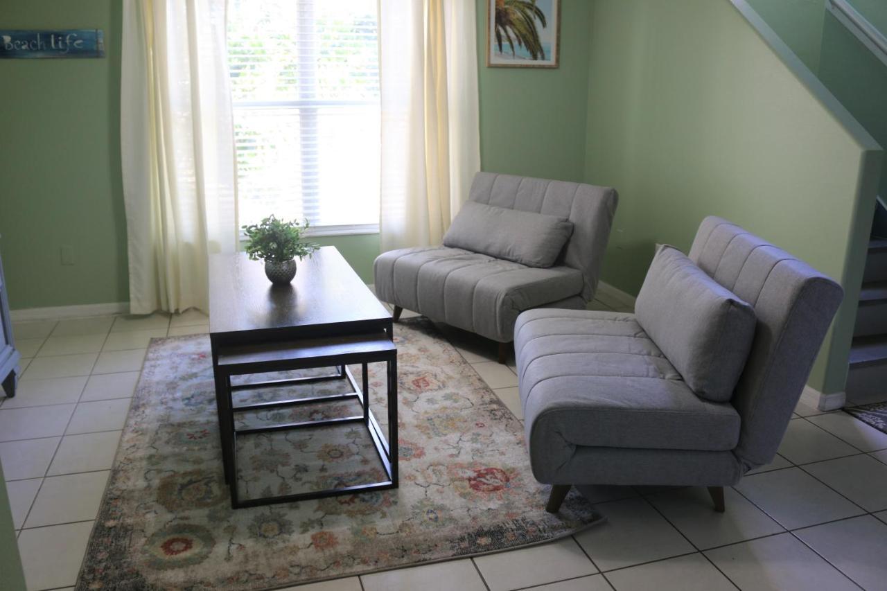 Surfside Paradise Retreat - 3Br And 2Ba Duplex, Grill, Dog Friendly - Close To The Beach! Melbourne Kültér fotó